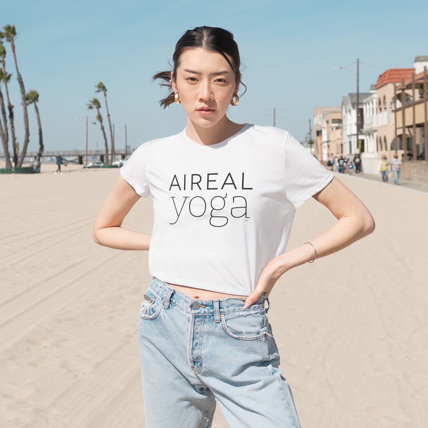 AIReal Yoga Cropped Tee | Cropped Flowy Top, short sleeve, gold logo on back